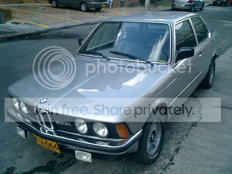 323i_026pq.jpg